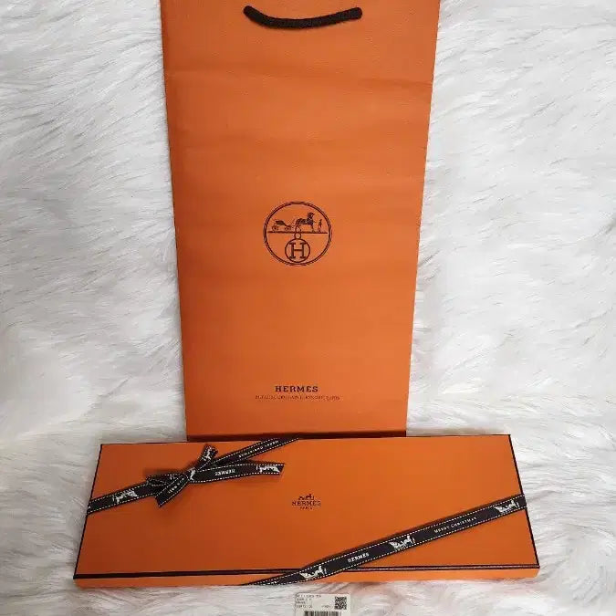 [BUNJANG] Hermès Tie Box Set with Shopping Bag / 5-2)에르메스넥타이박스 셋트