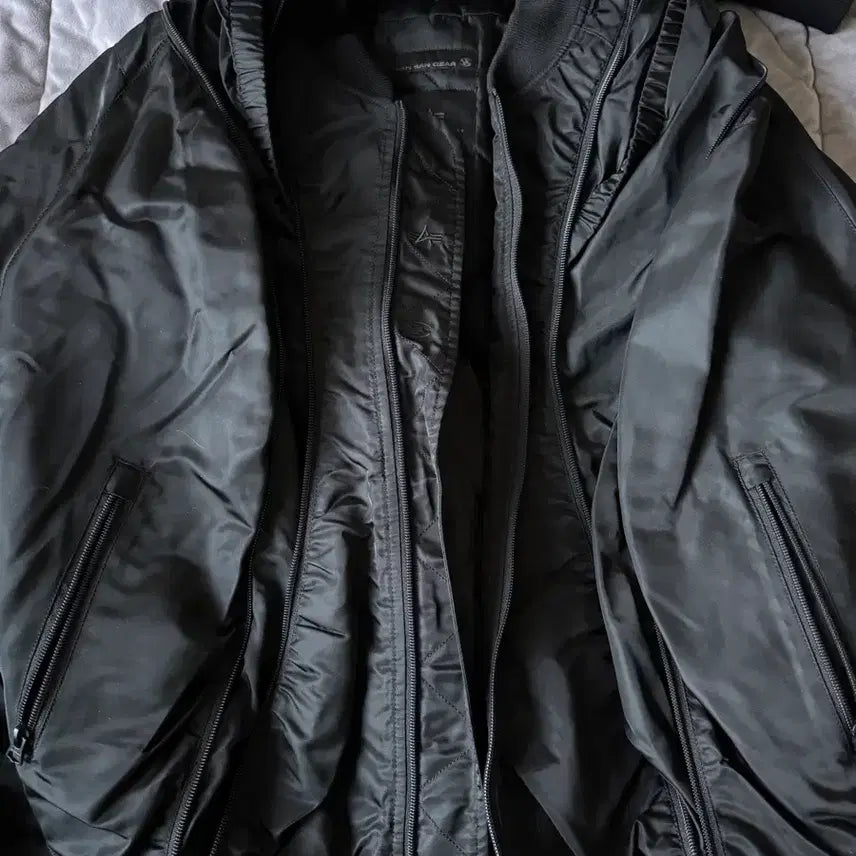 [BUNJANG] Sansan Gear x Alpha Industries MA-1 Flight Jacket / 산산기어 알파인더스트리 ma-1