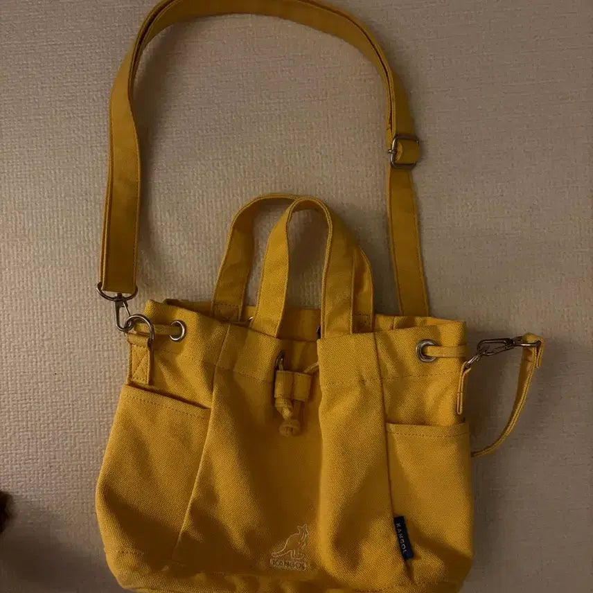 [BUNJANG] Kangol Season Drawstring Mini Tote Bag Mustard / 캉골 시즌형 드로우스트링(버킷) 미니 토트백 머스타드