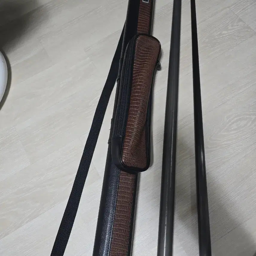 [BUNJANG] Rombex Carbon Billiard Cue - Beginner to Intermediate / 당구 카본큐대 롬벡스 입문~중급형