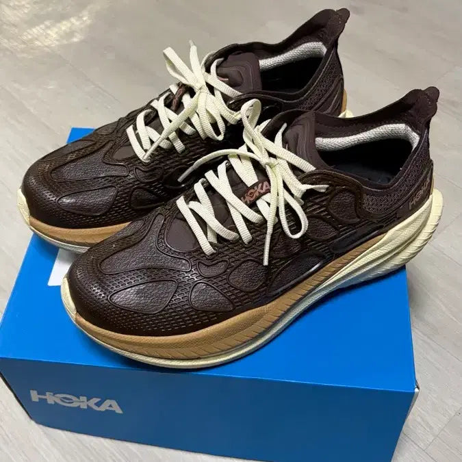 [BUNJANG] Hoka Mach Cage Walnut Size 260 / [260] 호카 마하 케이지드 월넛 3회착 카멜 사장 착용
