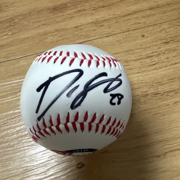 [BUNJANG] Lotte Giants Dan Straily Autographed Baseball / 륫데자이언츠 용병투수 댄 스트레일리 싸인볼