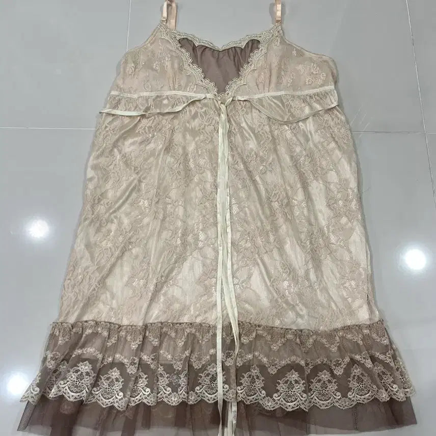 [BUNJANG] Vintage Lace Cami Midi Slip Dress / 빈티지 레이스 끈나시 미디 원피스 슬립