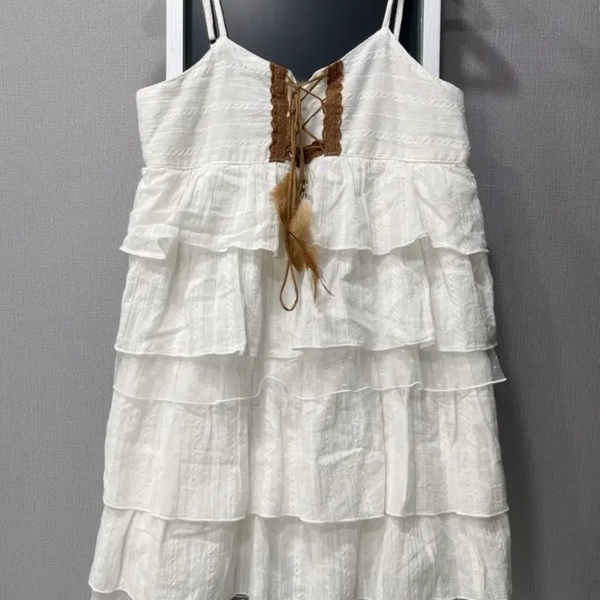 [BUNJANG] Vintage Ruffle Crochet Mini String Dress Mori Girl / 빈티지 캉캉 크로셰 화이트 미니 끈 원피스 모리걸