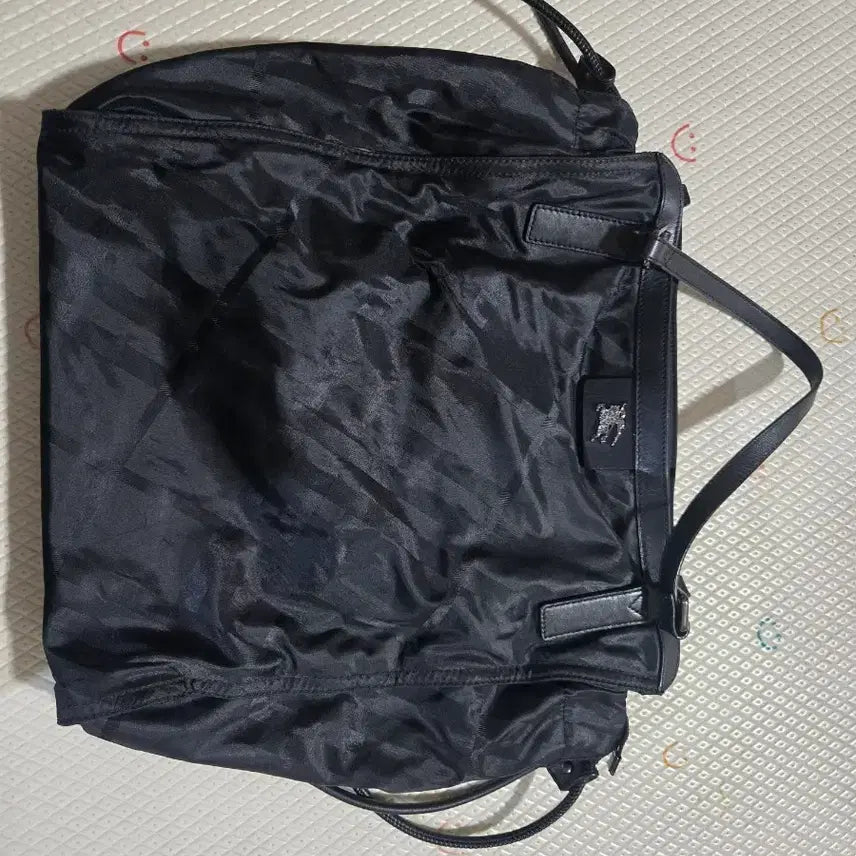 [BUNJANG] Burberry Berkeley Black Leather Nylon Tote Bag / 버버리 정품 버클레이 블랙 소가죽 나일론 토트백