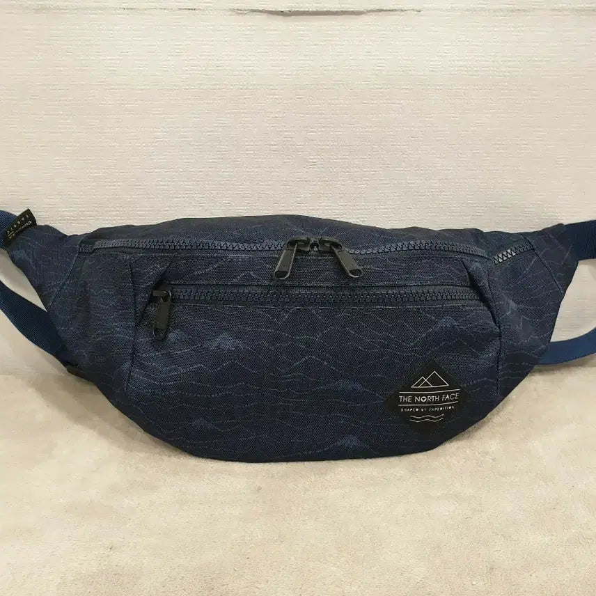 [BUNJANG] The North Face Sling Bag Crossbody Navy / 노스페이스 슬링백 크로스백 네이비