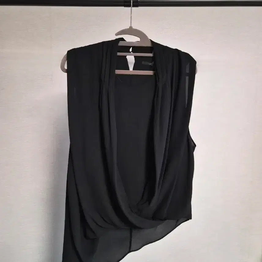 [BUNJANG] Compaign Drape Sleeveless Blouse / 드라이완료! 꼼빠냐 드레이프 나시 블라우스