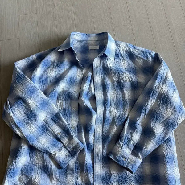 [BUNJANG] Moma Design Blue Gradient Crinkle Check Shirt Size 105 / 모마디자인 블루 그라데이션 크링클 체크 셔츠 105