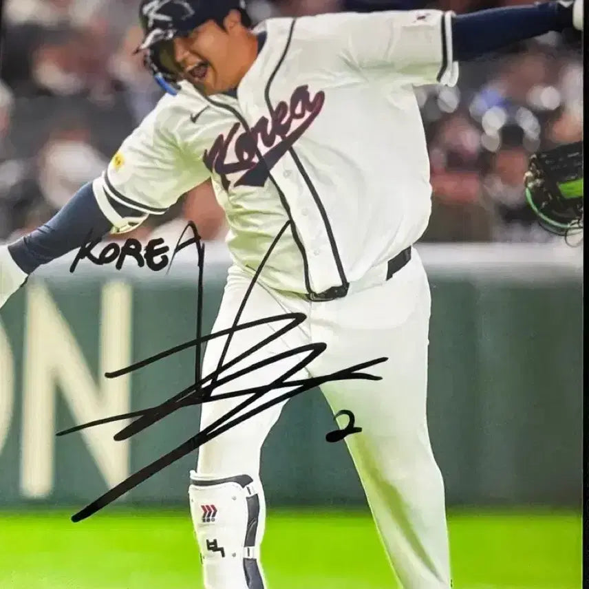 [BUNJANG] LG Twins Moon Bo-kyung Autographed Photo (WBC) / 엘지 트윈스 문보경 친필 싸인포토(WBC)