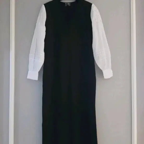 [BUNJANG] TIME Texture Block Knit Dress / 타임_ [size: F]  텍스처 블록 니트 원피스