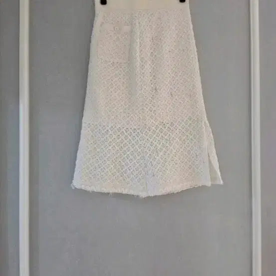 [BUNJANG] MINE Crocheted Beads Oatmeal Sweater (Size 55) / 마인 _ [size: 55]  완판 크로셰 비즈 오트밀