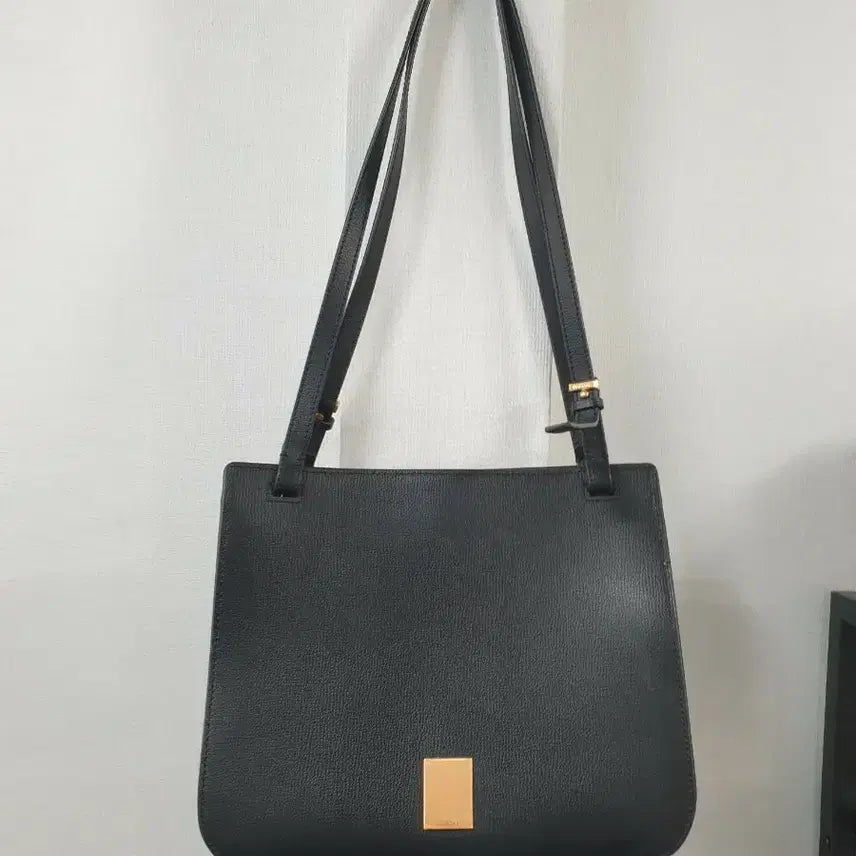 [BUNJANG] Couronne Black Leather Shoulder Bag / COURONNE 블랙 가죽 숄더백 여성 가방