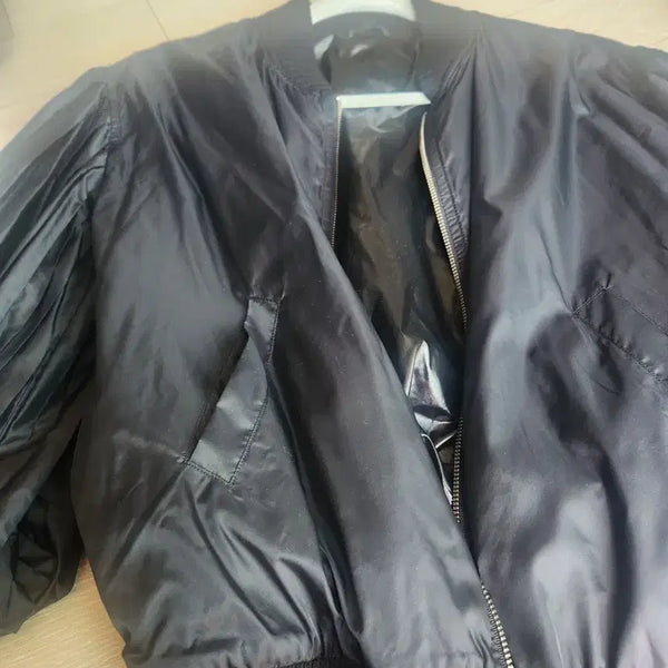 [BUNJANG] CLU Women's Black Windbreaker Jumper / 여성 clu  블랙점퍼