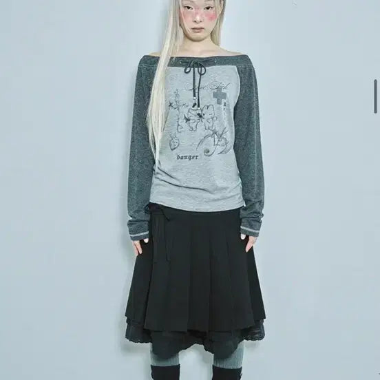 [BUNJANG] Hug Your Skin Slit Pleats Midi Skirt / 허그유어스킨 슬릿 플리츠 미디 스커트