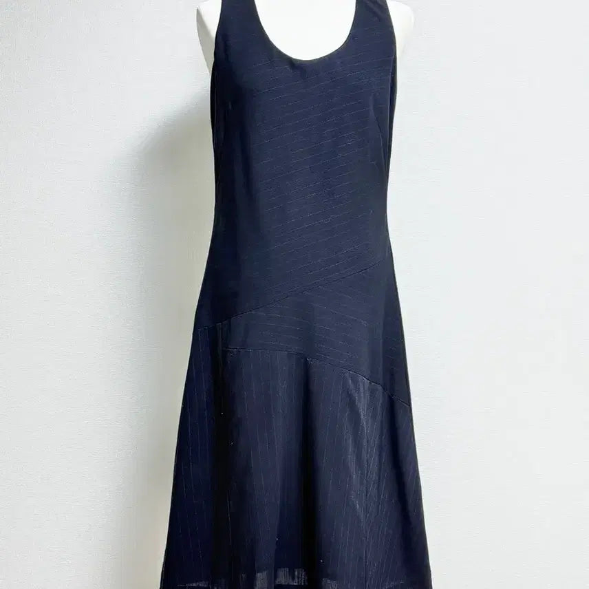 [BUNJANG] Time Black Stripe Sleeveless Dress / 새상품급) 타임 검정색 스트라이프 민소매 원피스