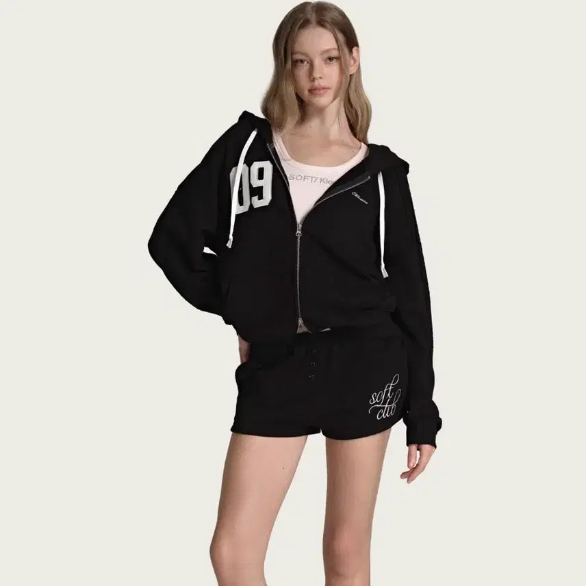 [BUNJANG] KLCCER 09 Hoodie Black / 클리시어 09 후드집업 블랙