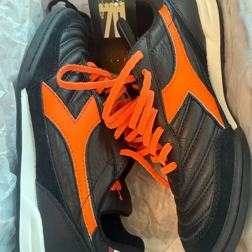 [BUNJANG] Diadora Golden Boy Van Basten Limited Edition TF 255mm / 디아도라 골든보이 70주년기념 반바스텐 한정판 tf255mm
