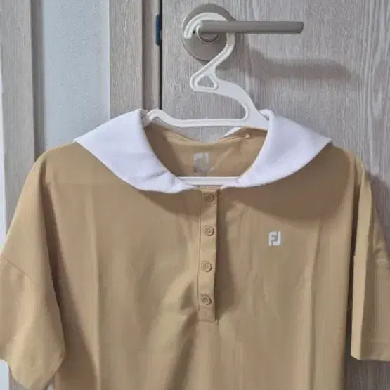 [BUNJANG] FootJoy Authentic Polo Shirt - Beige, Size S / 풋조이정품 카라티 S