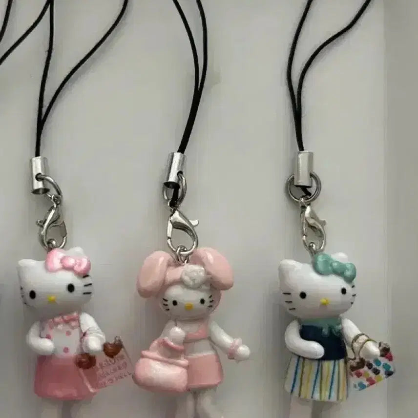 [BUNJANG] Hello Kitty Long Leg Keyring 3-Piece Bundle Set / 롱다리 키티 키링 3종 일괄