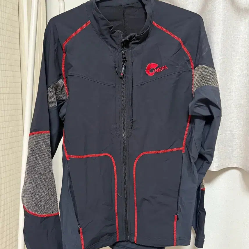 [BUNJANG] Nepa Men's Zip-Up Fleece Jacket / 네파 집업