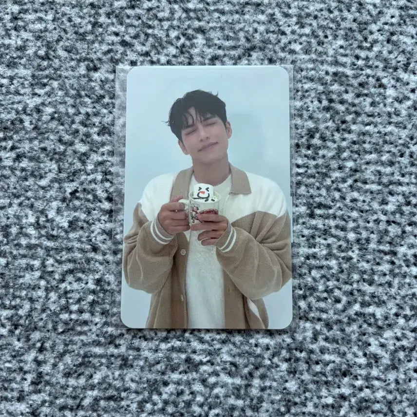 [BUNJANG] DAY6 Sungjin Lucky Draw Photocard (Sealed) / 데이식스 클콘 온라인 원필 포카 (미개봉)