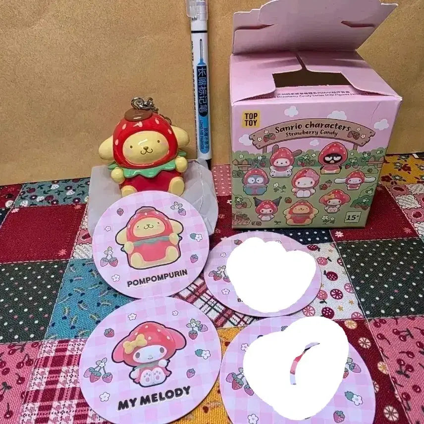 [BUNJANG] Sanrio Strawberry Candy Gacha Keychain Figure / 산리오 스트로베리 딸기 키링 캔디 가챠 탑토이 피규어 폼폼푸린 마멜 바츠
