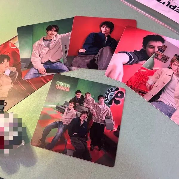 [BUNJANG] Curtis Airbnb Pop-up Limited Edition Photocard / 코르티스 에어비앤비 팝업 한정판 포토카드 양도합니다