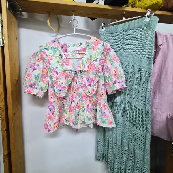 [BUNJANG] Flower Big Collar Puff Blouse & Crochet Long Skirt Set / 플라워 빅카라 퍼프 블라우스. 마인 크로셰 롱스커트