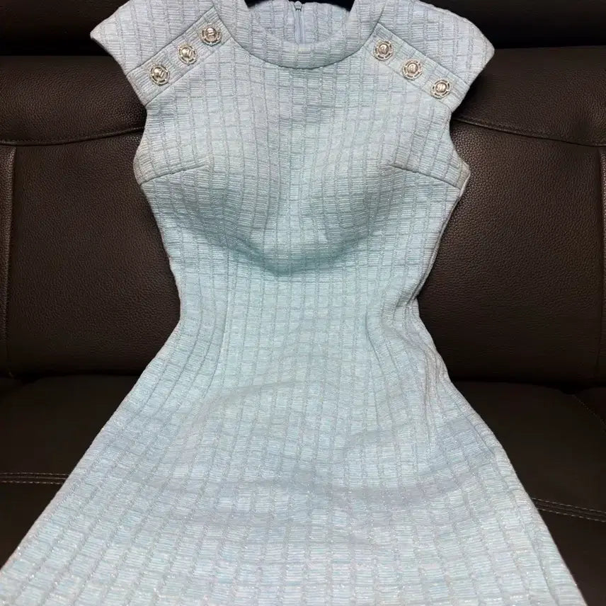 [BUNJANG] Tweed Dress for Wedding Guest, Announcer, and Party Looks / 트위드 원피스 하객룩 아나운서 파티룩