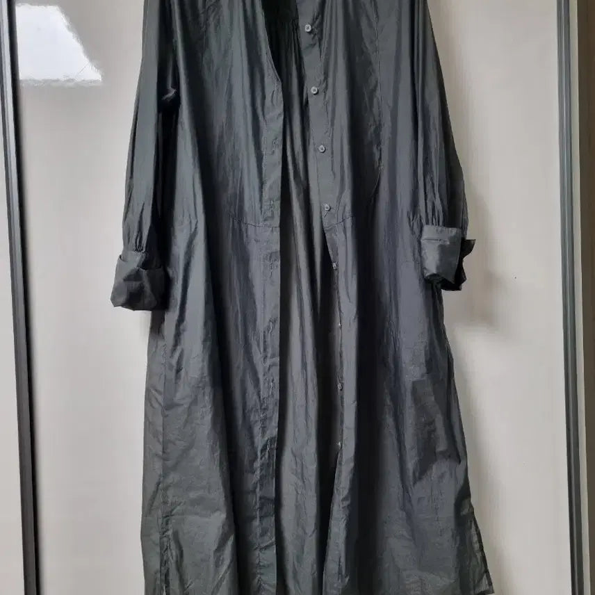 [BUNJANG] Long Shirt Dress with Back Pleats, One Size / 롱 셔츠 원피스 뒷주름이예쁜프리사이즈
