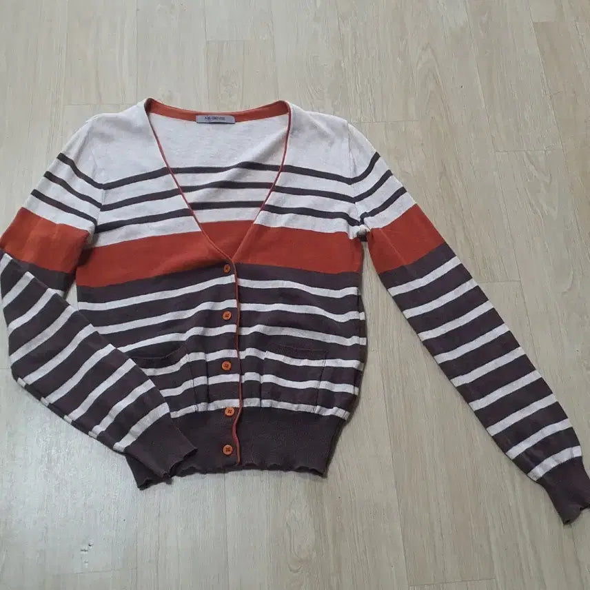 [BUNJANG] MEESENSE Stripe V-Neck Cardigan / MEESENSE 스트라이프 브이넥 가디건