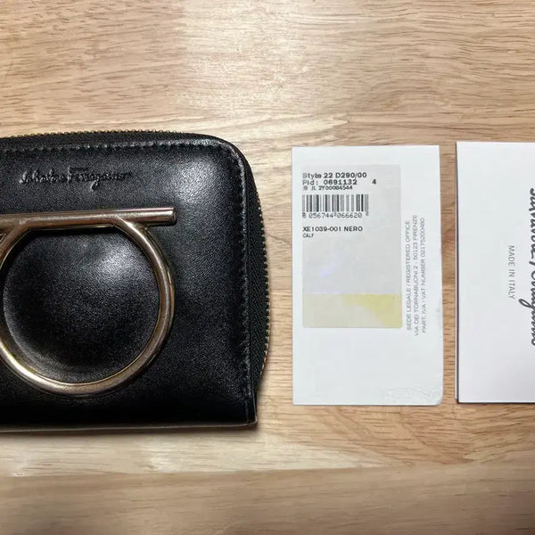 [BUNJANG] Ferragamo Gancini Zip Around Wallet Black / 페라가모 간치니 집 어라운드 지갑 블랙