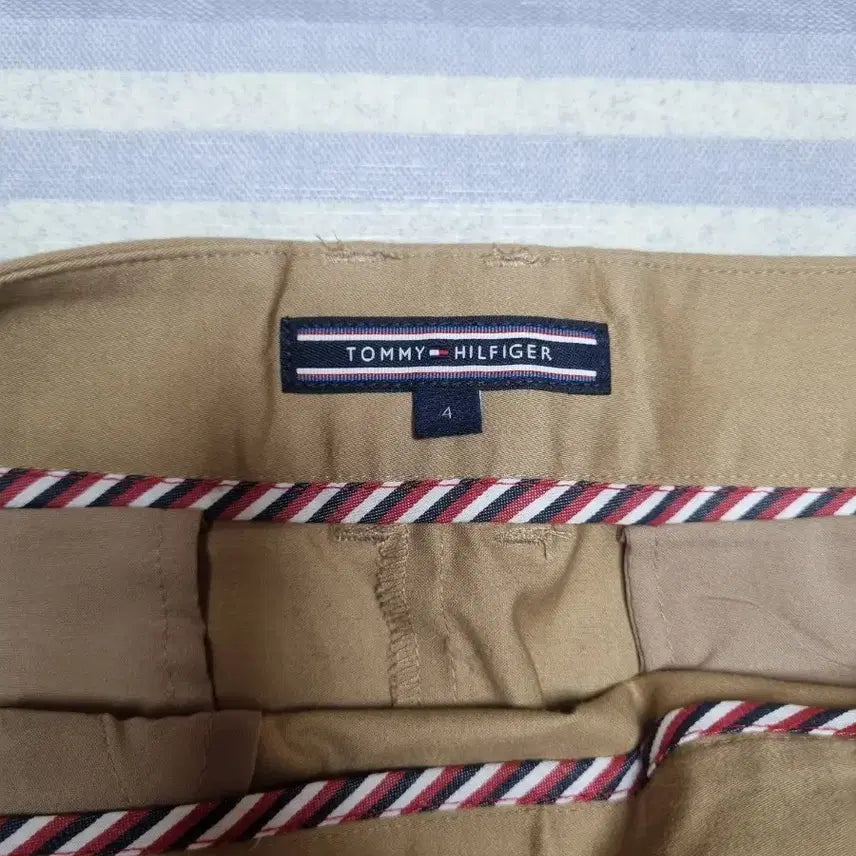 [BUNJANG] Tommy Hilfiger A-Line Beige Skirt / 타미힐피거 베이지 스커트