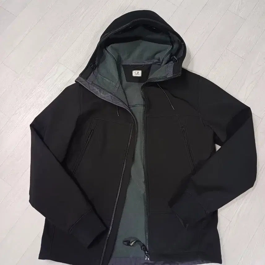 [BUNJANG] CP Company Soft Shell Goggle Jacket Size 48 / cp컴퍼니 소프트쉘 고글자켓 48사이즈