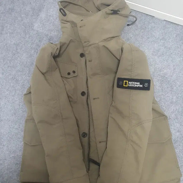 [BUNJANG] National Geographic Men's Pocket Hooded Field Jacket / 내셔널지오그래픽 남성 포켓 후드 야상점퍼입니다.