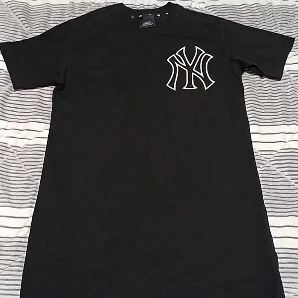 [BUNJANG] MLB Cotton T-Shirt Dress for Women / MLB 면티원피스 실측105 여성88 가슴54 기장87