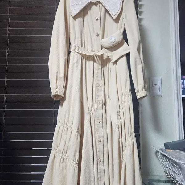 [BUNJANG] Ozzo Second Lace Collar Belt Long Dress / 오즈세컨 레이스 칼라 벨트 롱 원피스