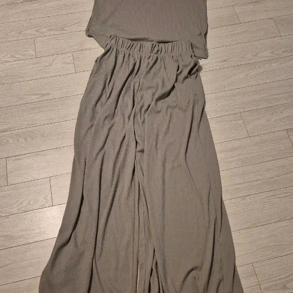 [BUNJANG] Ribbed Knit Half-Sleeve Top and Wide Pants Set / 골지 트레이닝 세트 와이드팬츠