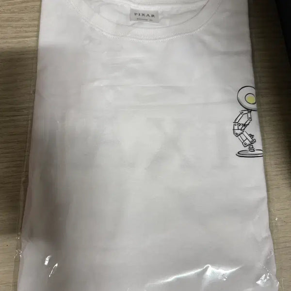 [BUNJANG] Pixar Kuji B Prize T-Shirt (Free Size) / 택포4)픽사 쿠지 B상 티셔츠 프리사이즈 판매합니다