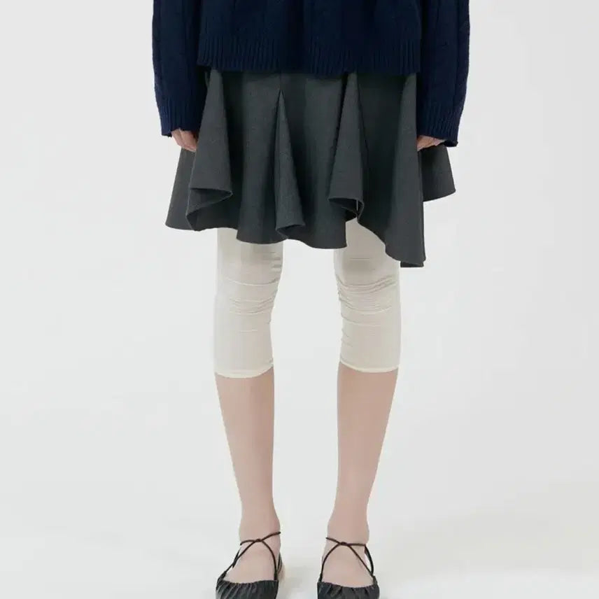 [BUNJANG] Gyeong Draped Layered Skirt / [gyeong] 경 드레이프 스커트 Draped Skirt 레이어드스커트