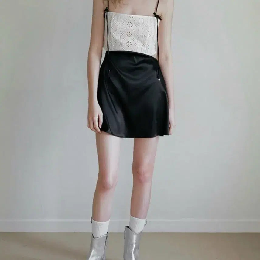 [BUNJANG] OVERDUELAYER Lagoon Lace Satin One-Piece Dress Black / 오버듀플레어 lagoon lace satin ops black 라군