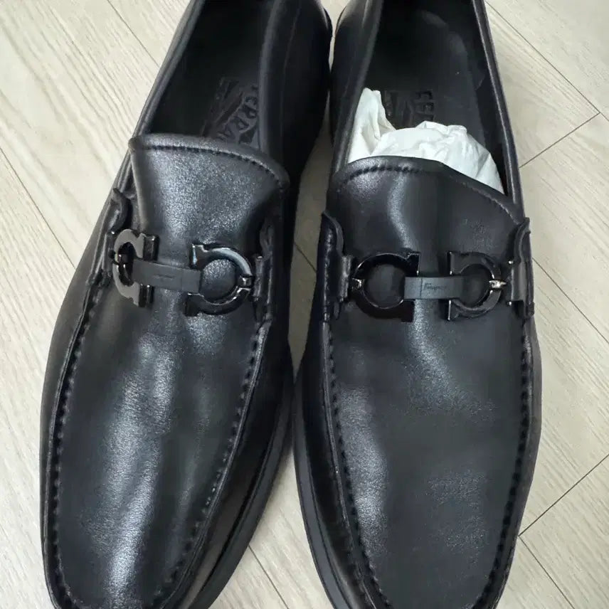 [BUNJANG] Salvatore Ferragamo Gotham Gancini Moccasin Loafers (Size 8.5 / 275) / 페레가모 고담 간치오 모카신 로퍼 (8.5, 275)