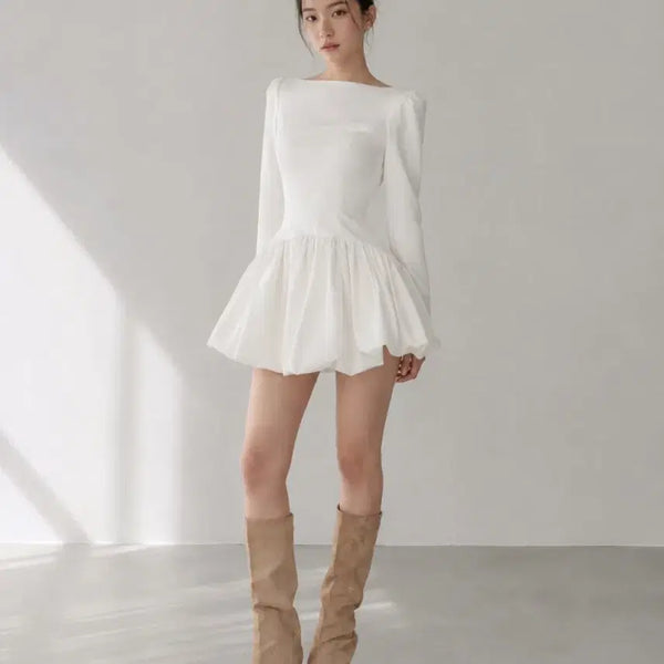 [BUNJANG] Backless Pointed Tafetta Mini Dress / 백리스 포인트 타프타 미니 드레스 / 셀프웨딩 웨딩스냅