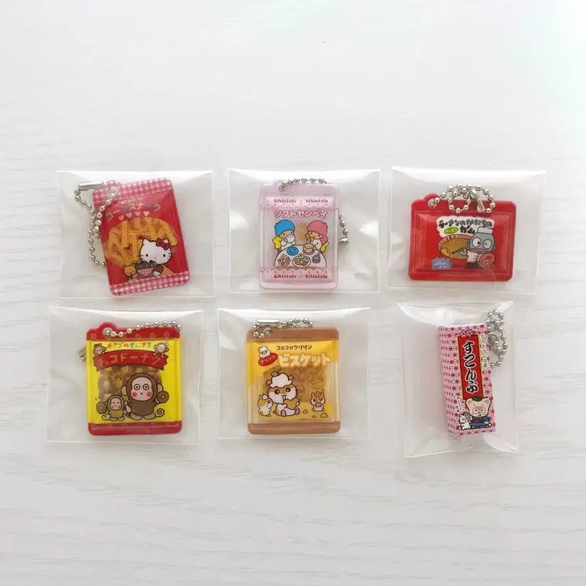 [BUNJANG] Sanrio Gacha Snack Miniature Charm Keychain Set / 풀세트 산리오 가챠 과자 모양 미니어처 참 키링