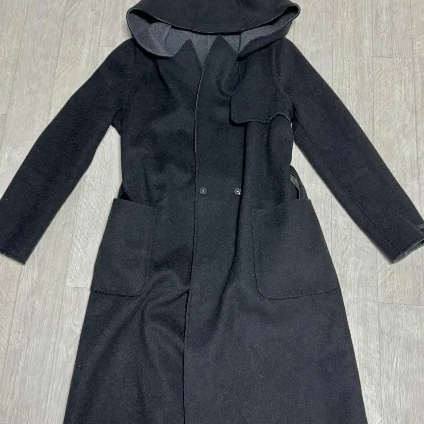 [BUNJANG] The Izzat Black Coat / 더아이잗 블랙 코트