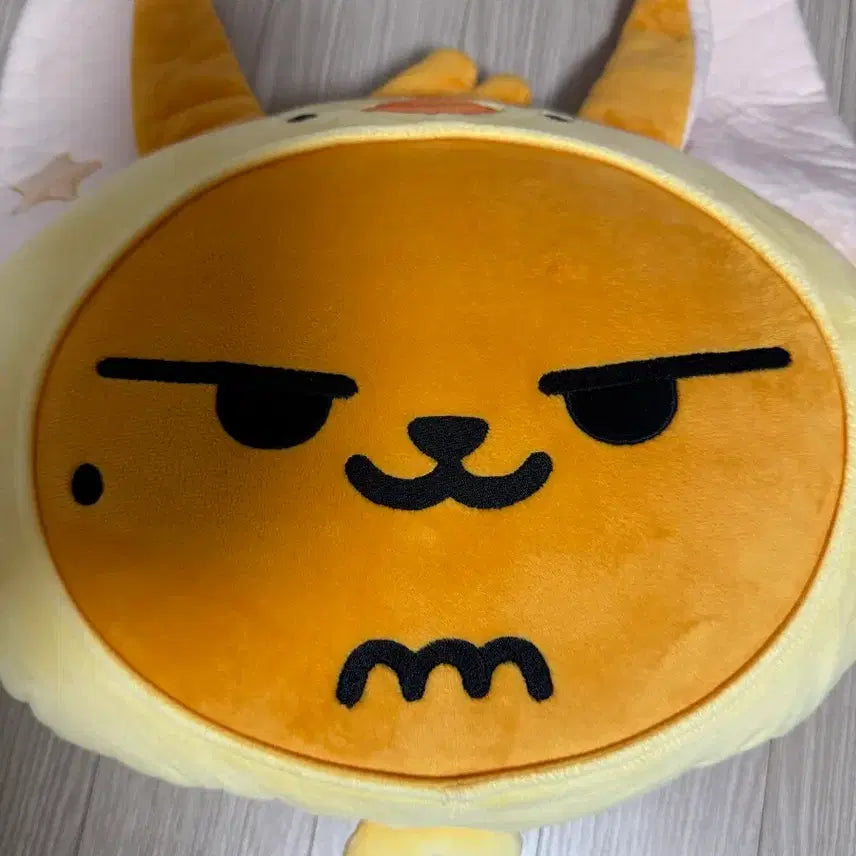 [BUNJANG] Stray Kids Hyunjin Face Cushion (Yellow Wood) / 황춘 페이스쿠션 양도