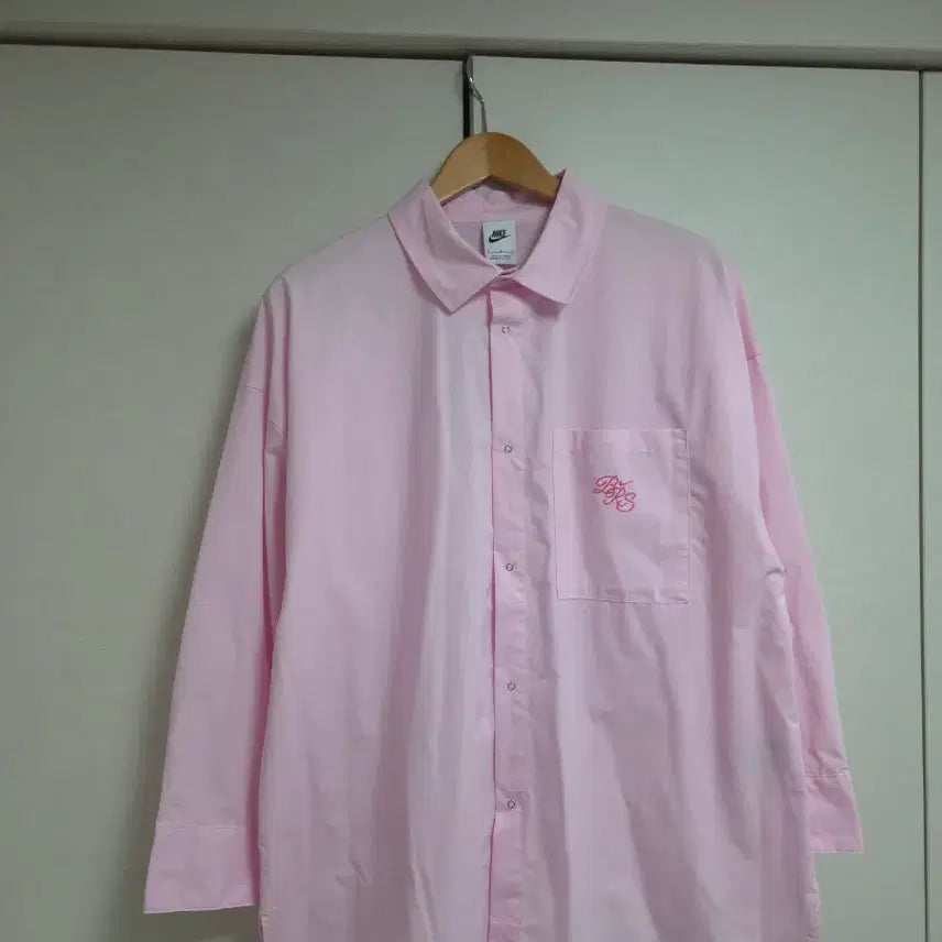 [BUNJANG] Nike Nylon Shirt Strawberry Milk Color / 새상품) 나이키 NIKE 나일론 셔츠  딸기우유색