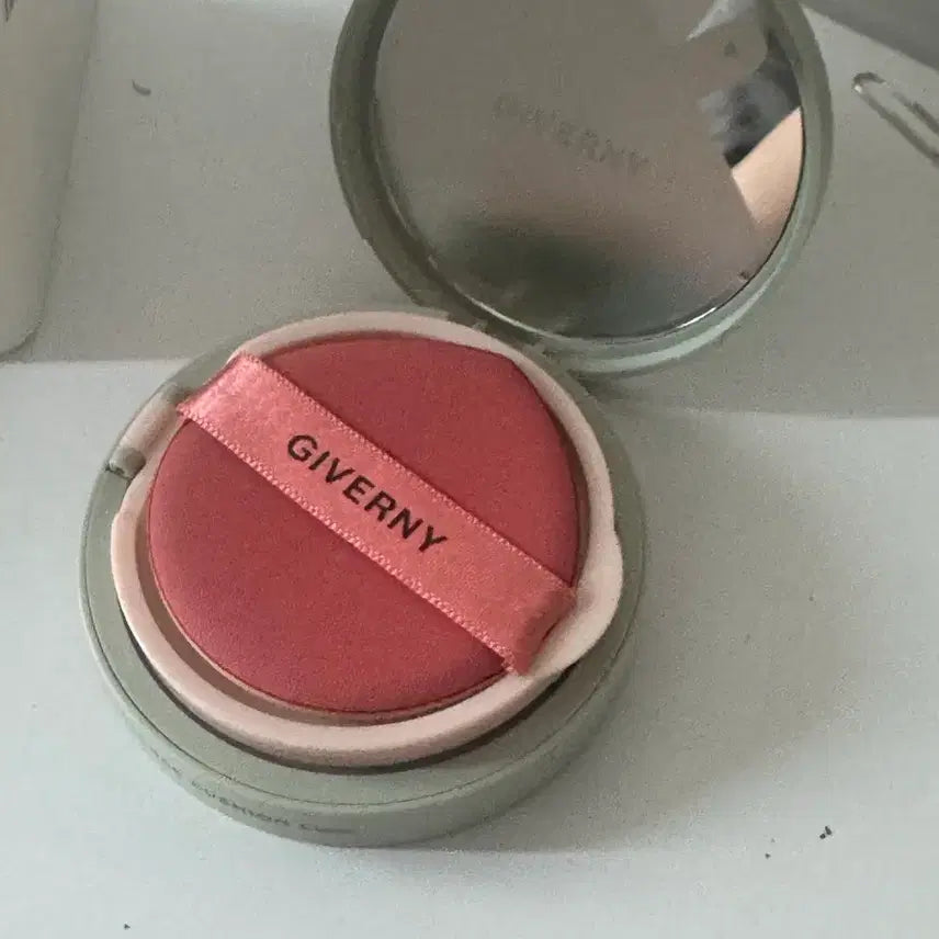 [BUNJANG] Giverny Cushion Foundation (Shade 21) / 지베르니쿠션