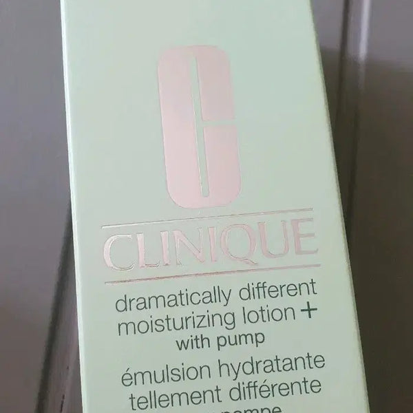 [BUNJANG] Clinique Dramatically Moisturizing Lotion 125ml / 크리니크 드라마티컬리 모이스춰라이징 로션 125ml 새상품