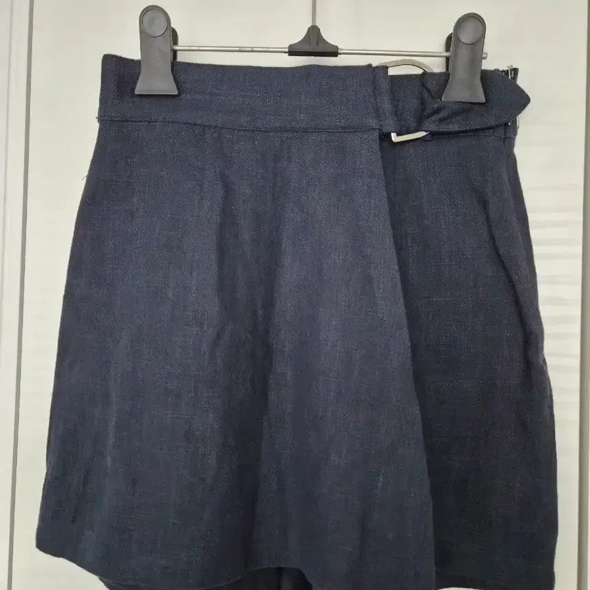 [BUNJANG] Navy Belted Wrap Shorts / 네이비 벨트 랩 숏팬츠